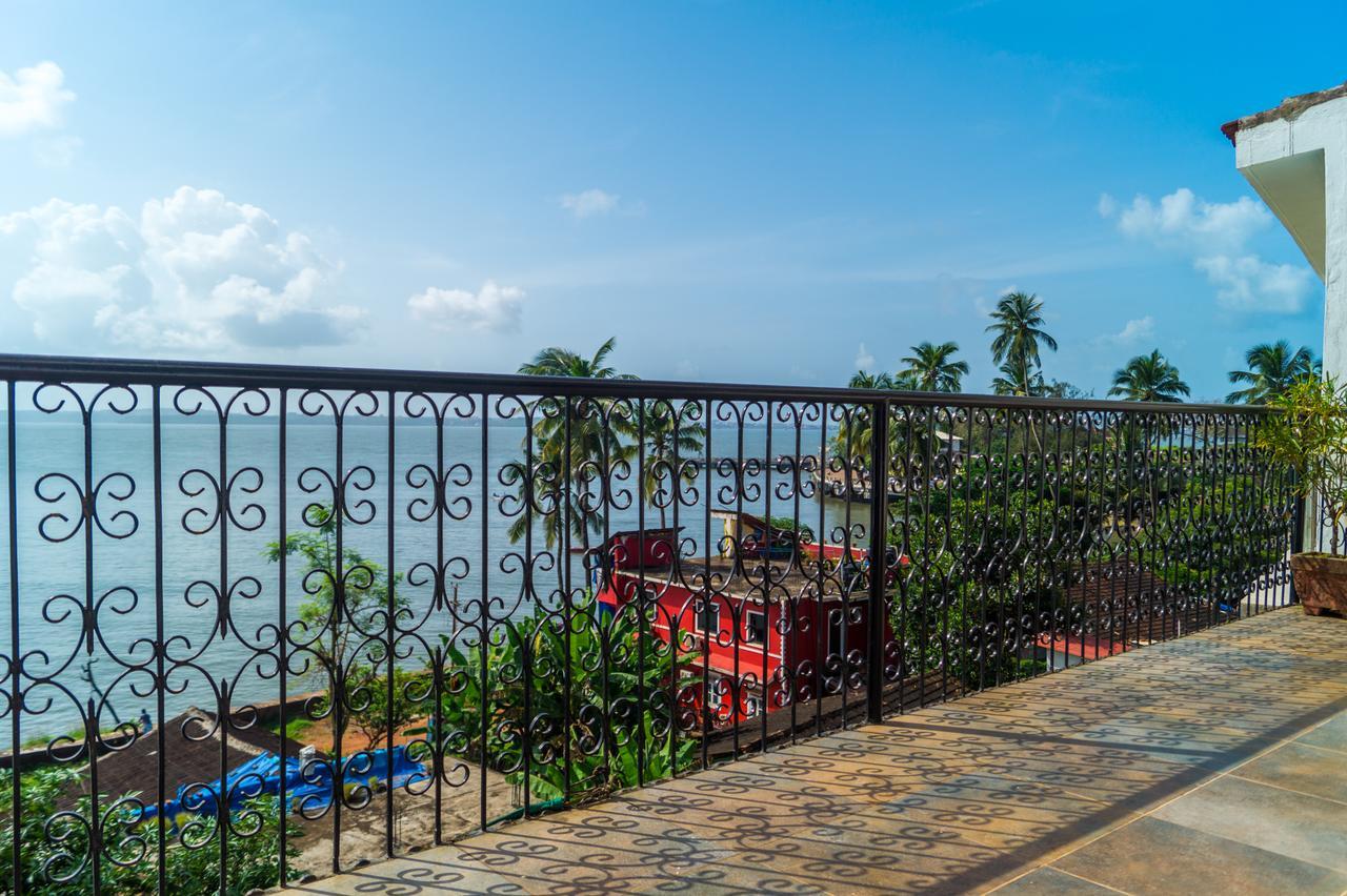 Zuariview Guest House Dona Paula Exterior photo