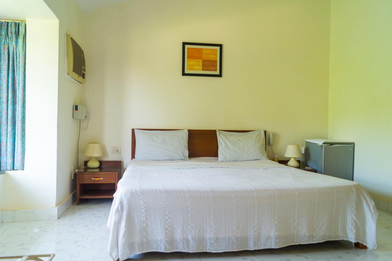 Zuariview Guest House Dona Paula Exterior photo